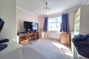 Bedroom - click for photo gallery